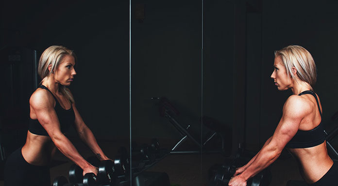 Dla jakich kobiet dobrym rozwiązaniem są modelujące legginsy push up?