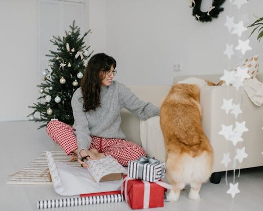 Bielizna świąteczna i piżamy świąteczne damskie – magia Bożego Narodzenia w modnym wydaniu Bielizna świąteczna